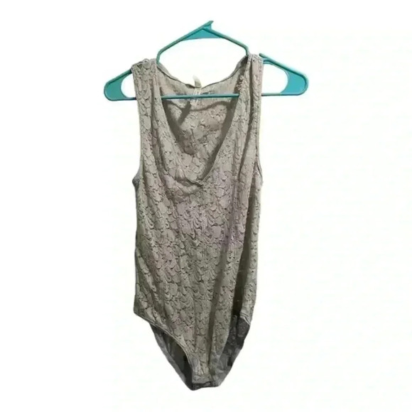 Free People Tops - Free People Women's Grey Lace Bodysuit Size Small Sleeveless Scoop Neck